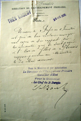 le ministre s'informe