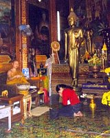 Thaïlande prières temple